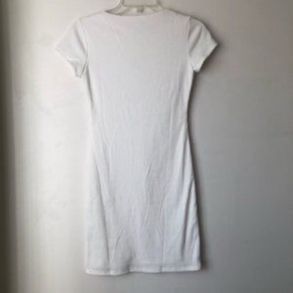 Princess Polly White Dragon Ribbon Scoop Neck Tee Dress Size 4 - Picture 4 of 5